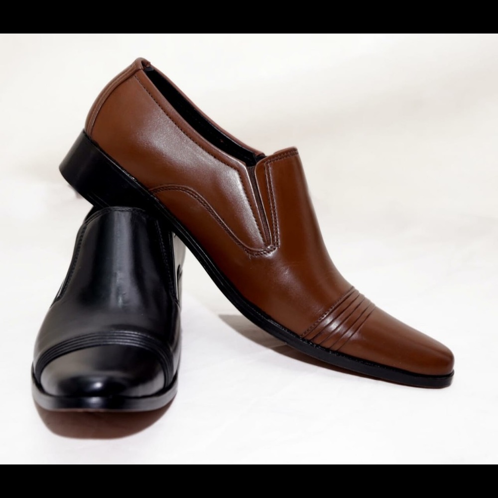 100% Genuine Leather Handmade Men Slip-On Shoes